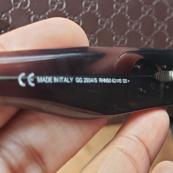 Gucci Sunglasses - Picture 3 of 6